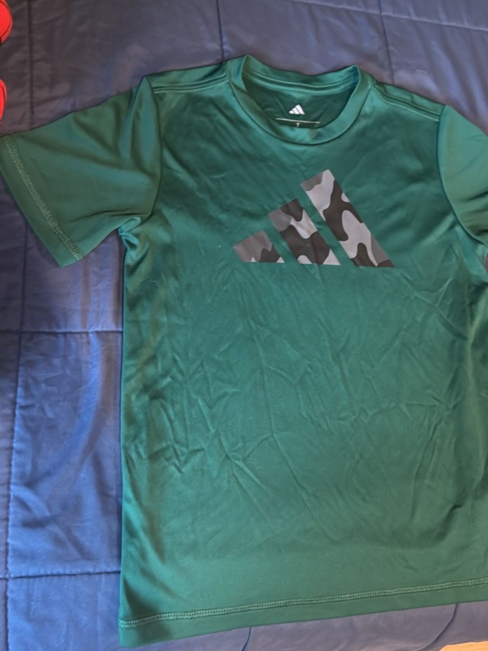 Adidas boys t shirt size 7